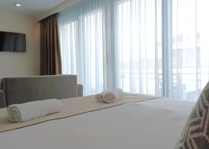 فندق Boutique La Brisa Del Mar إِستيبونا