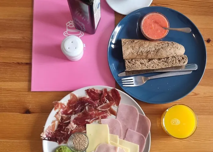 Boutique La Brisa Del Mar 3* 埃斯特波纳